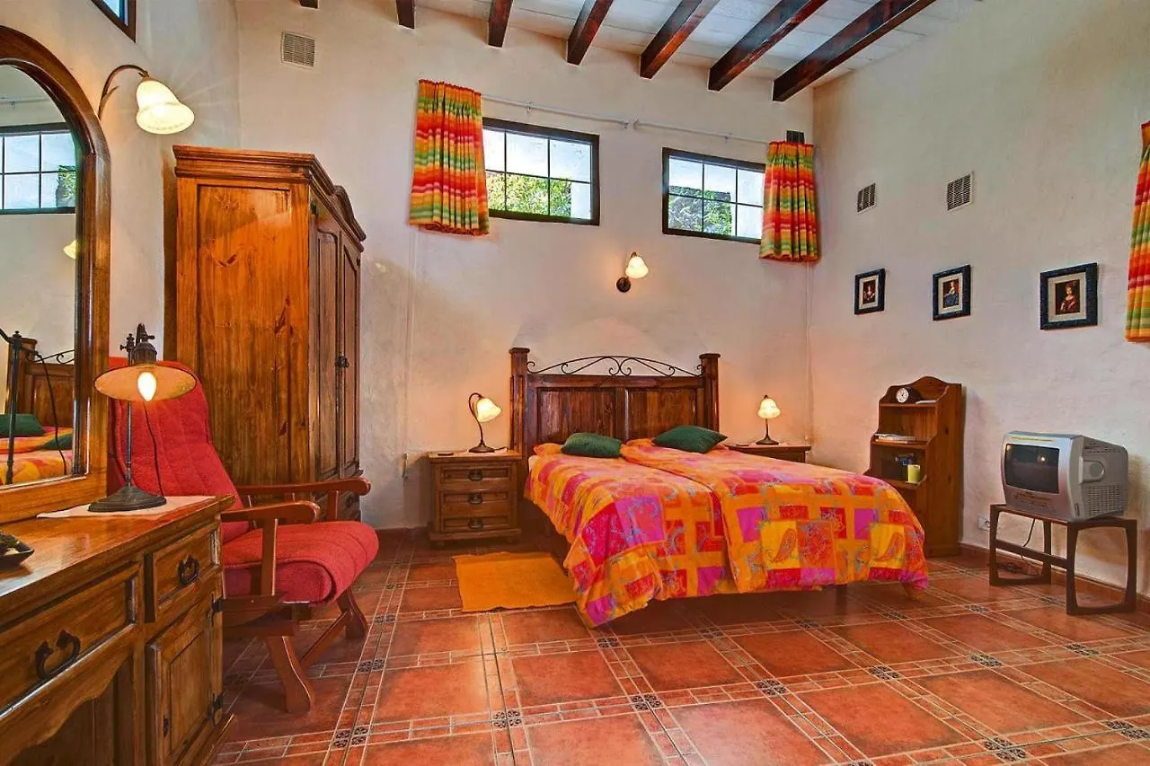 Finca La Hoya, El Tanque Лас-Крусес Испания